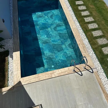 Berim 2 Villa *